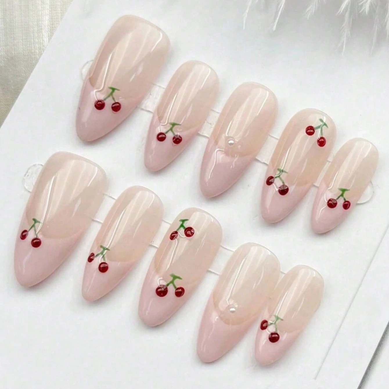 10 pezzi di unghie finte a man - Nail Art Pink recensione e prezzo