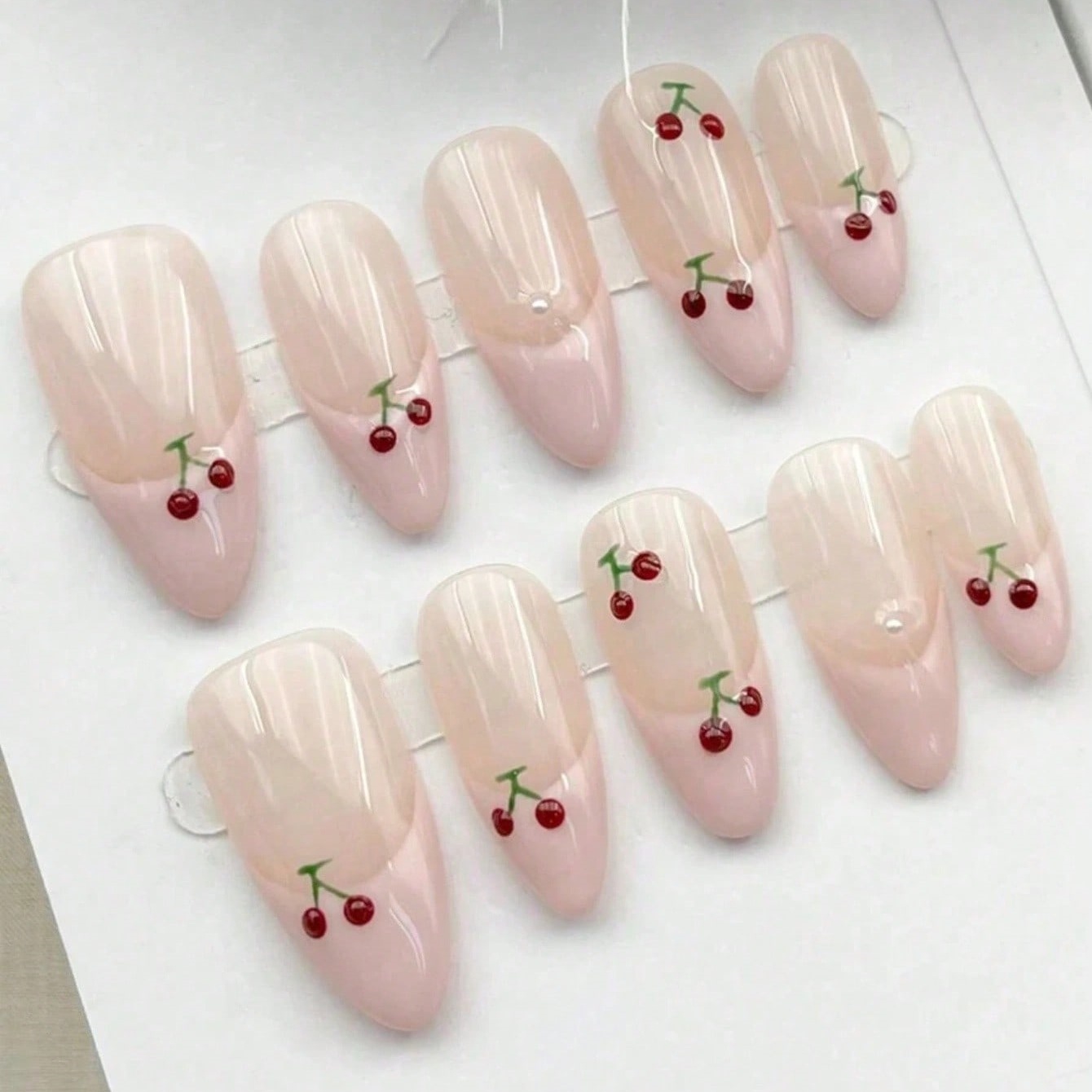 10 pezzi di unghie finte a man - Nail Art Pink recensione e prezzo