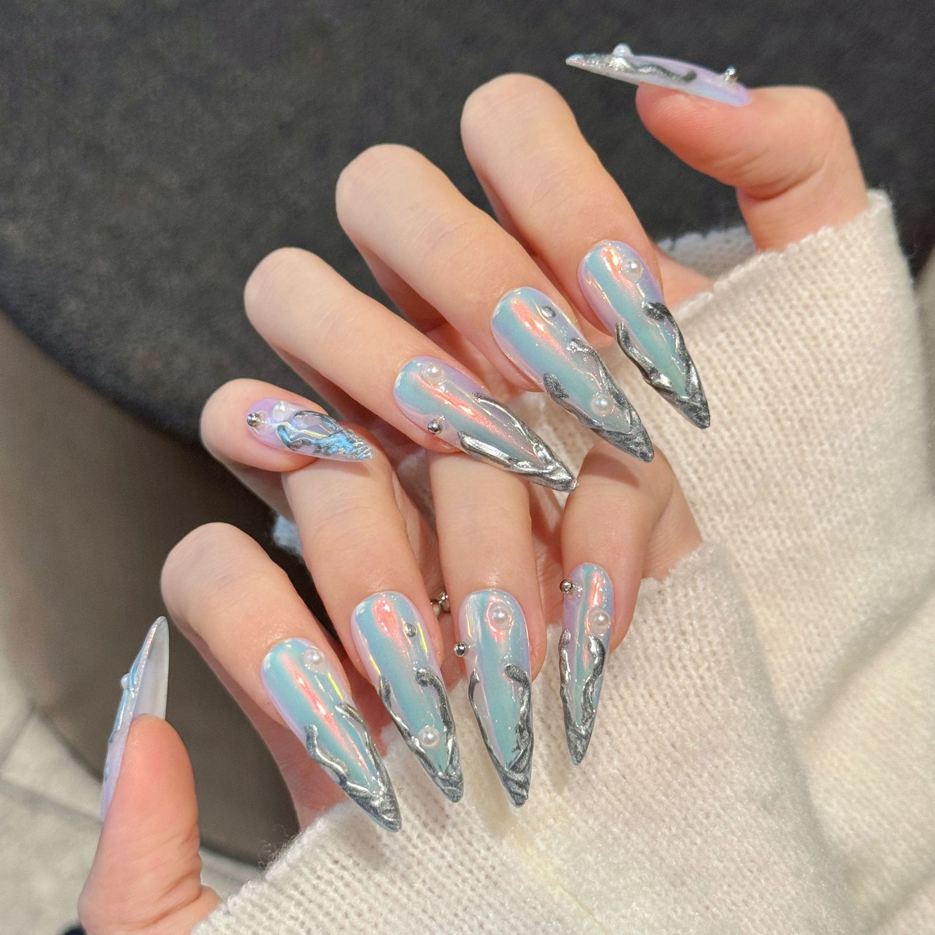 10 pezzi argento Aurora lungo  - Nail Art Press On recensione e prezzo