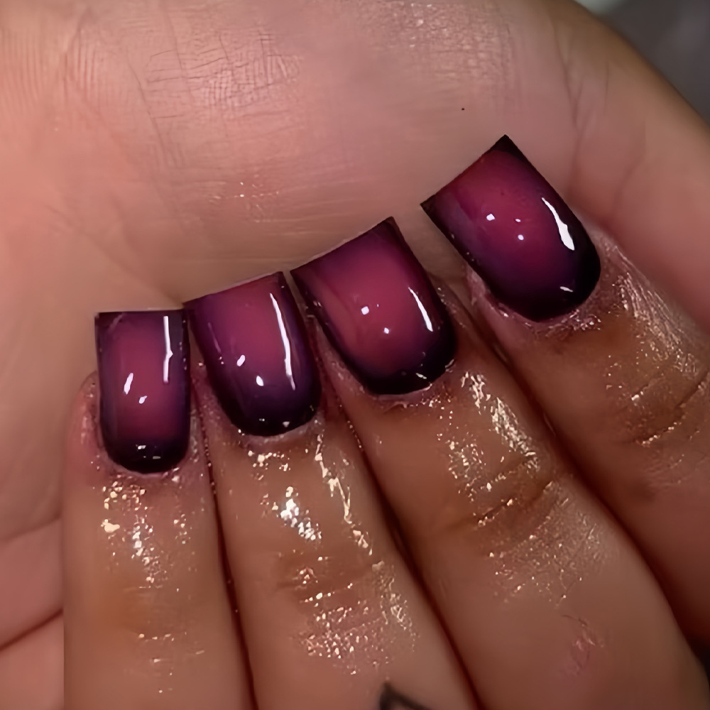 Unghie finte corte quadrate pe - Nail Art Press On recensione e prezzo